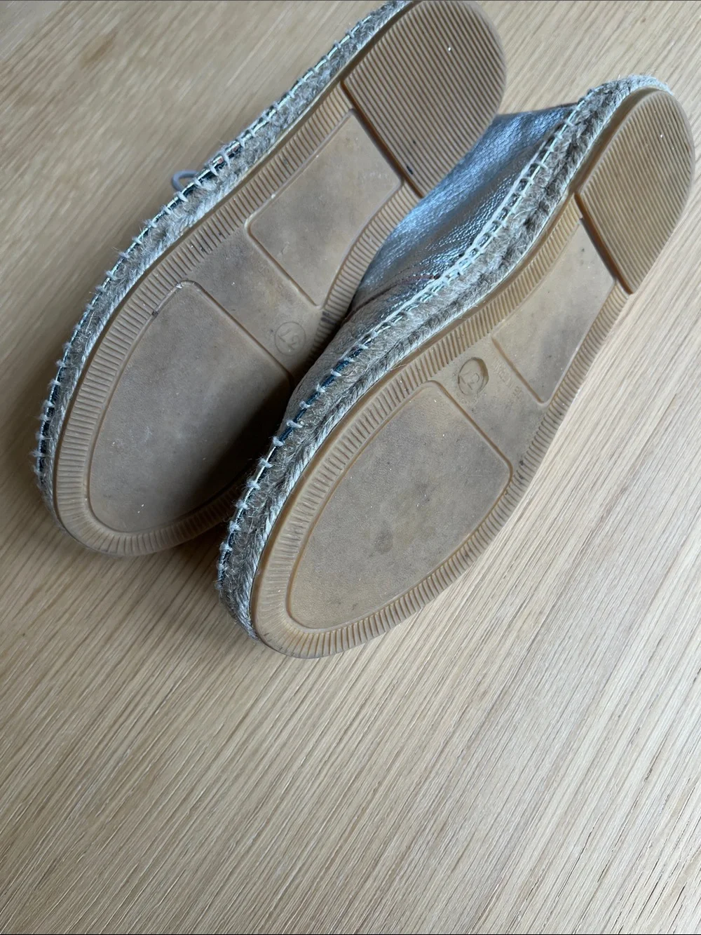 Robert Clergerie Metallic Silver Espadrille Lace-Up Shoes